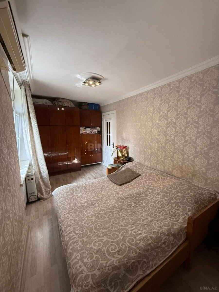 2 otaqlı Köhnə tikili, Elmlər Akademiyası m., Bakı