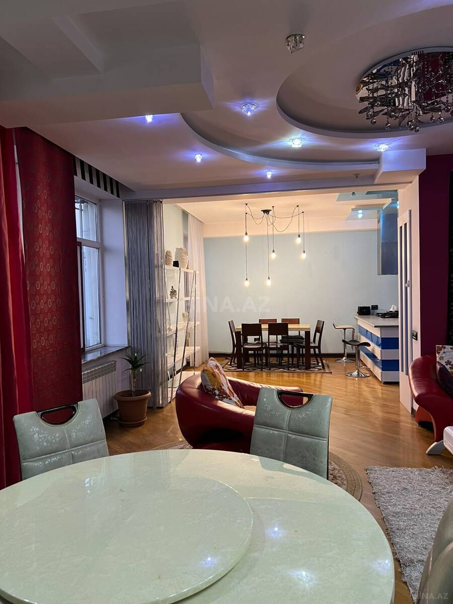 6 otaqlı Yeni tikili, 8 Noyabr m., Bakı
