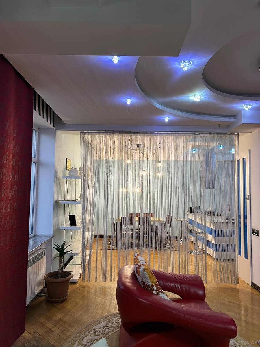 6 otaqlı Yeni tikili, 8 Noyabr m., Bakı