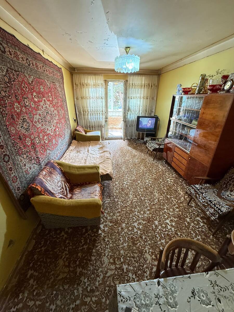 3 otaqlı Köhnə tikili, 8-ci kilometr q., Bakı