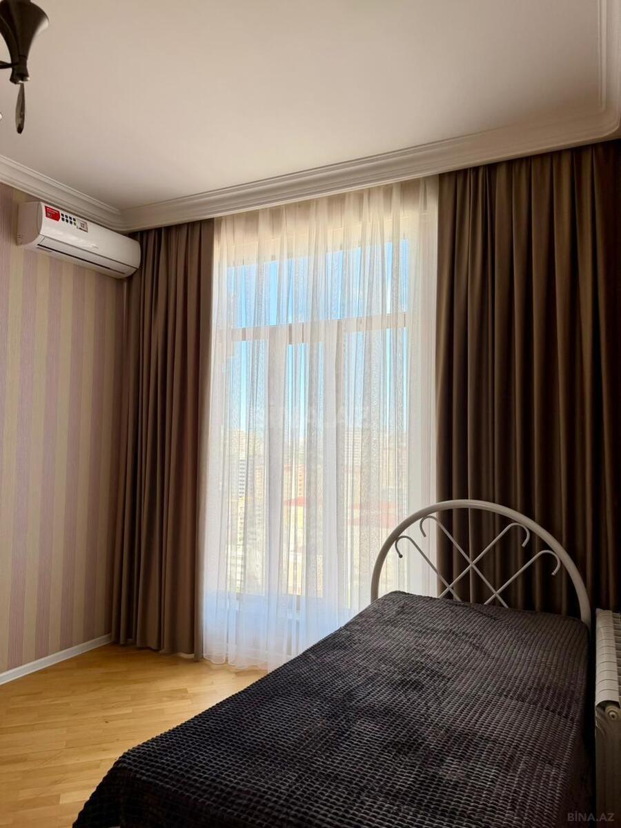 3 otaqlı Yeni tikili, Şah İsmayıl Xətai m., Bakı