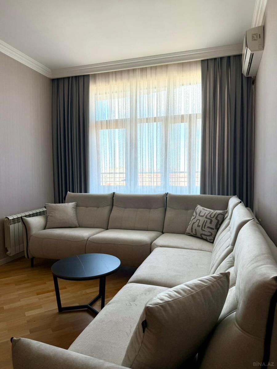 3 otaqlı Yeni tikili, Şah İsmayıl Xətai m., Bakı