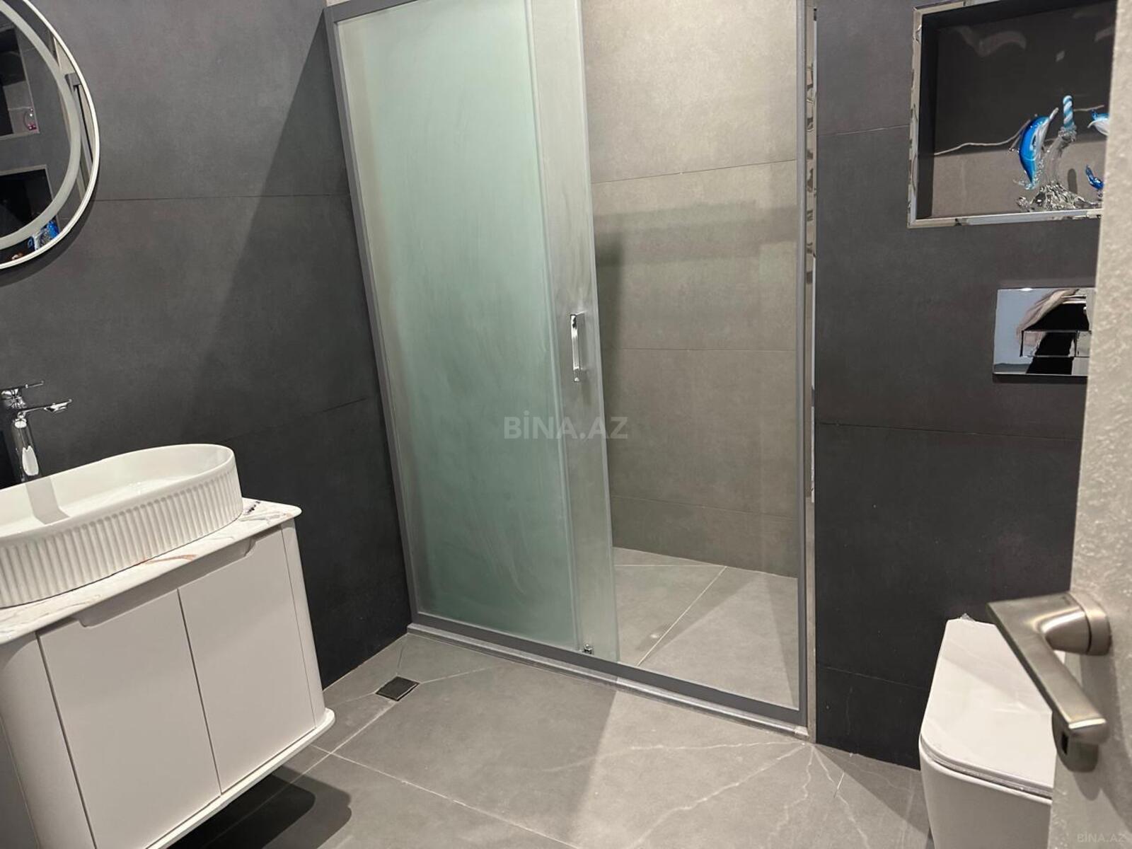 3 otaqlı Yeni tikili, Şah İsmayıl Xətai m., Bakı