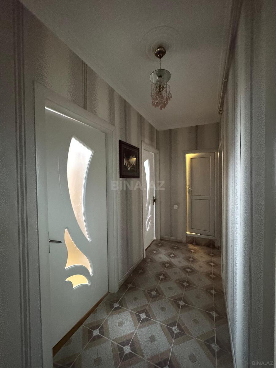 3 otaqlı Köhnə tikili, Elmlər Akademiyası m., Bakı