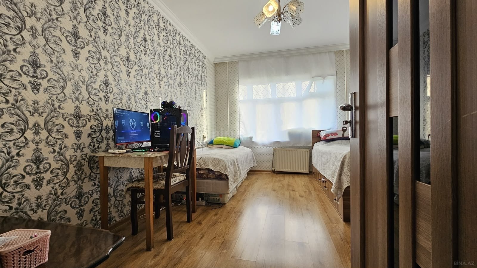 4 otaqlı Köhnə tikili, Əhmədli m., Bakı