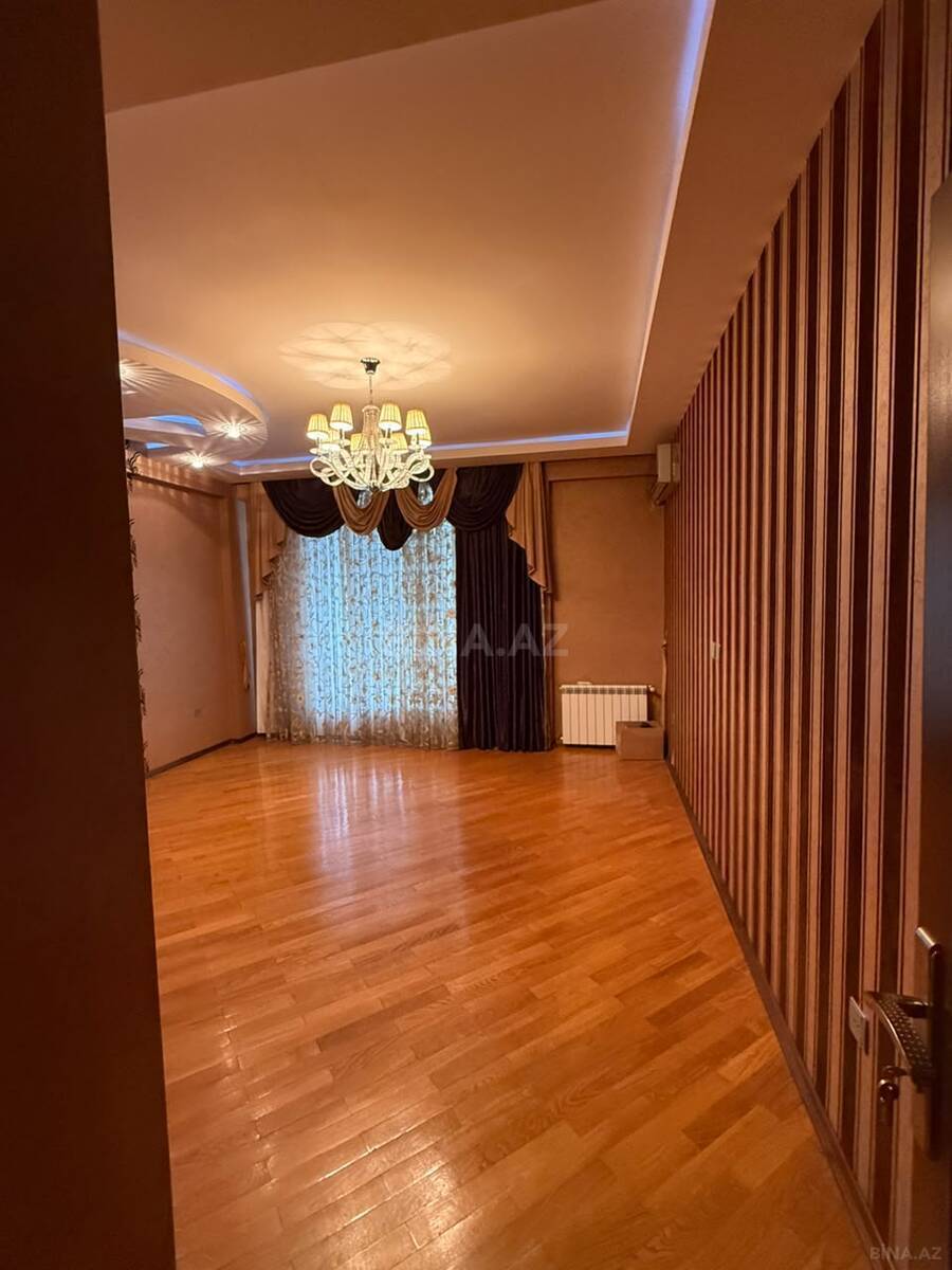 4 otaqlı Yeni tikili, 8 Noyabr m., Bakı
