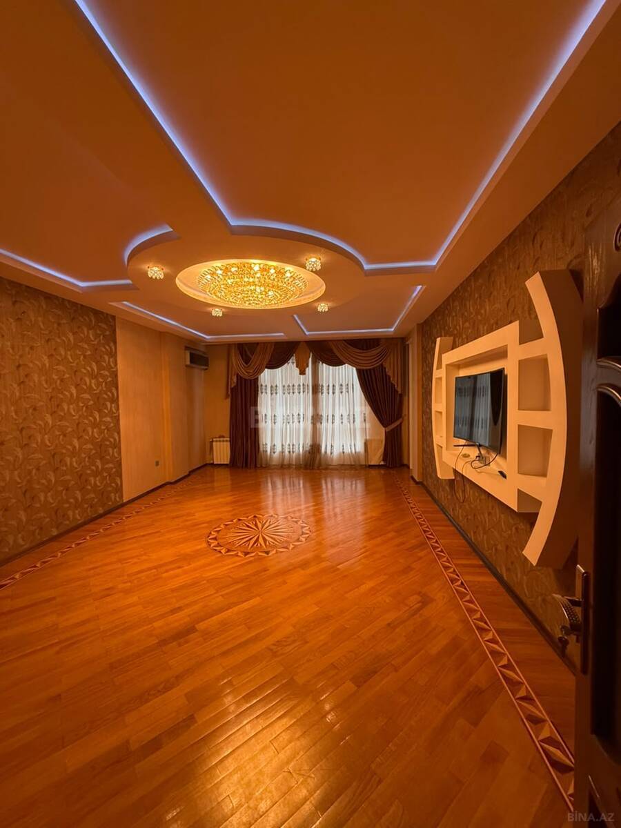 4 otaqlı Yeni tikili, 8 Noyabr m., Bakı