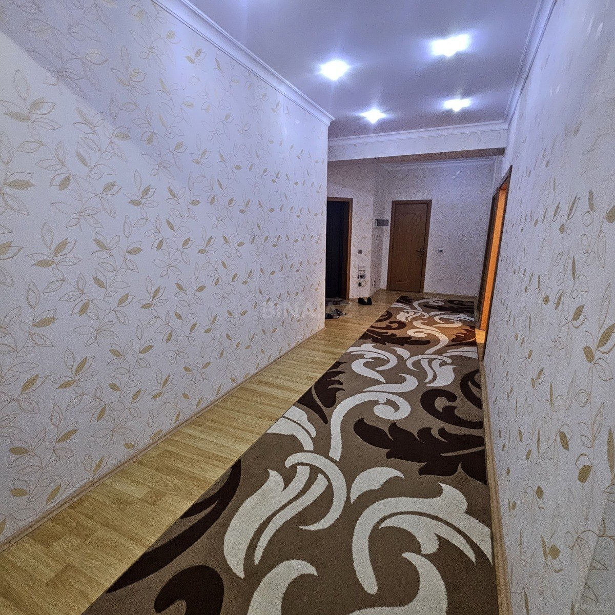 3 otaqlı Yeni tikili, Şah İsmayıl Xətai m., Bakı