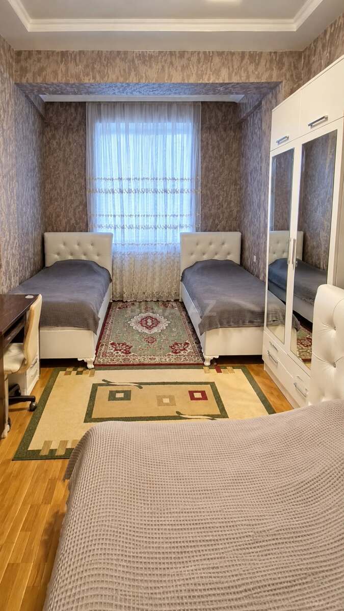 3 otaqlı Yeni tikili, Qara Qarayev m., Bakı