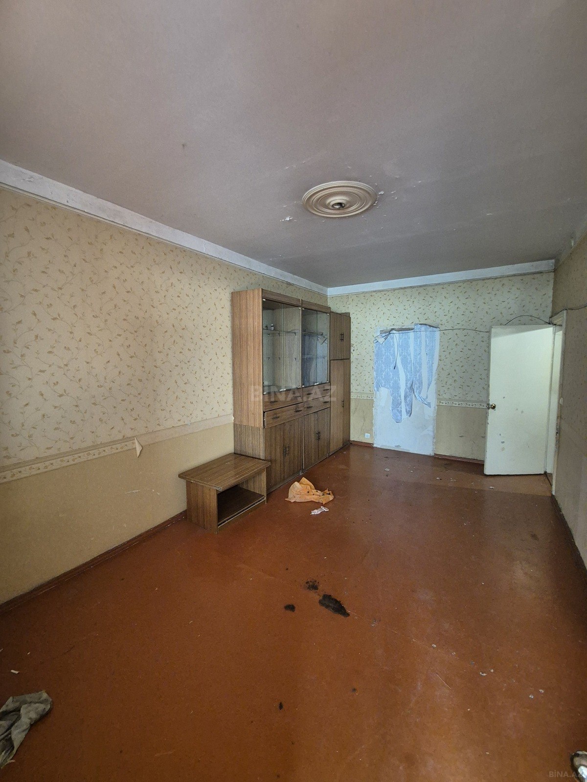 3 otaqlı Köhnə tikili, Azadlıq Prospekti m., Bakı