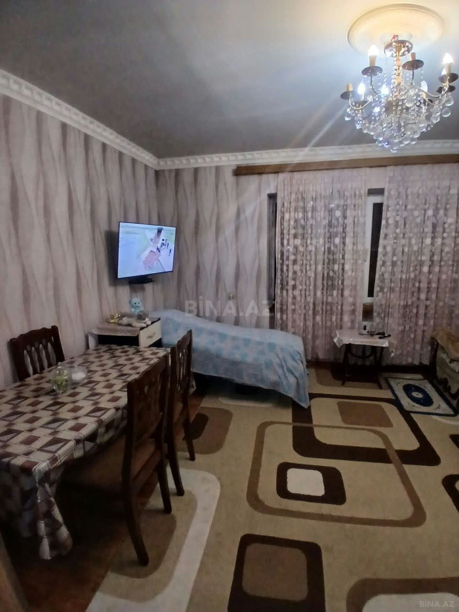 2 otaqlı Köhnə tikili, Xalqlar Dostluğu m., Bakı