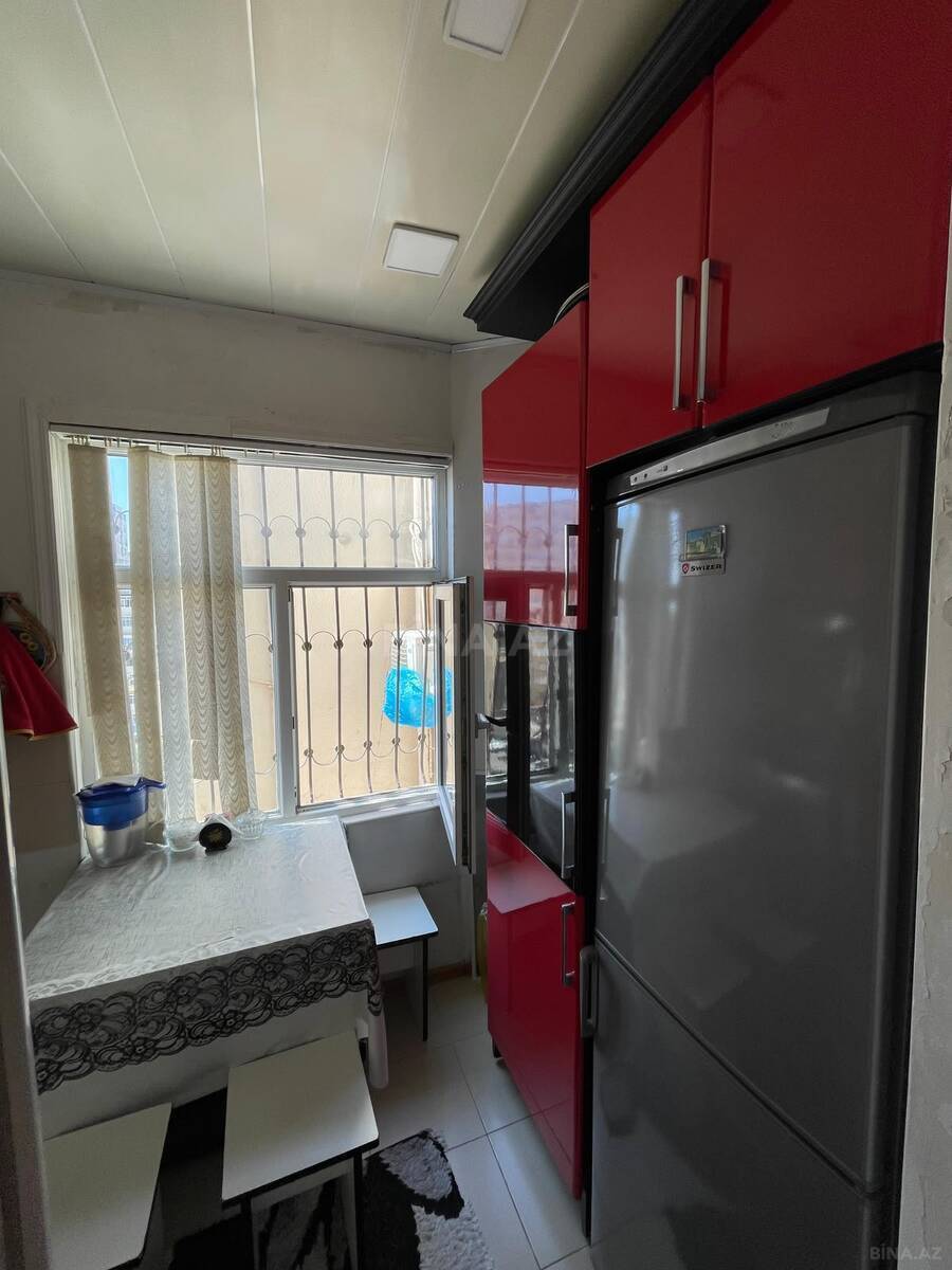 2 otaqlı Köhnə tikili, İnşaatçılar m., Bakı