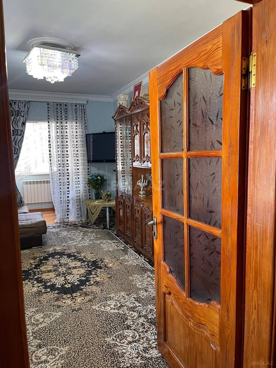 2 otaqlı Köhnə tikili, İnşaatçılar m., Bakı