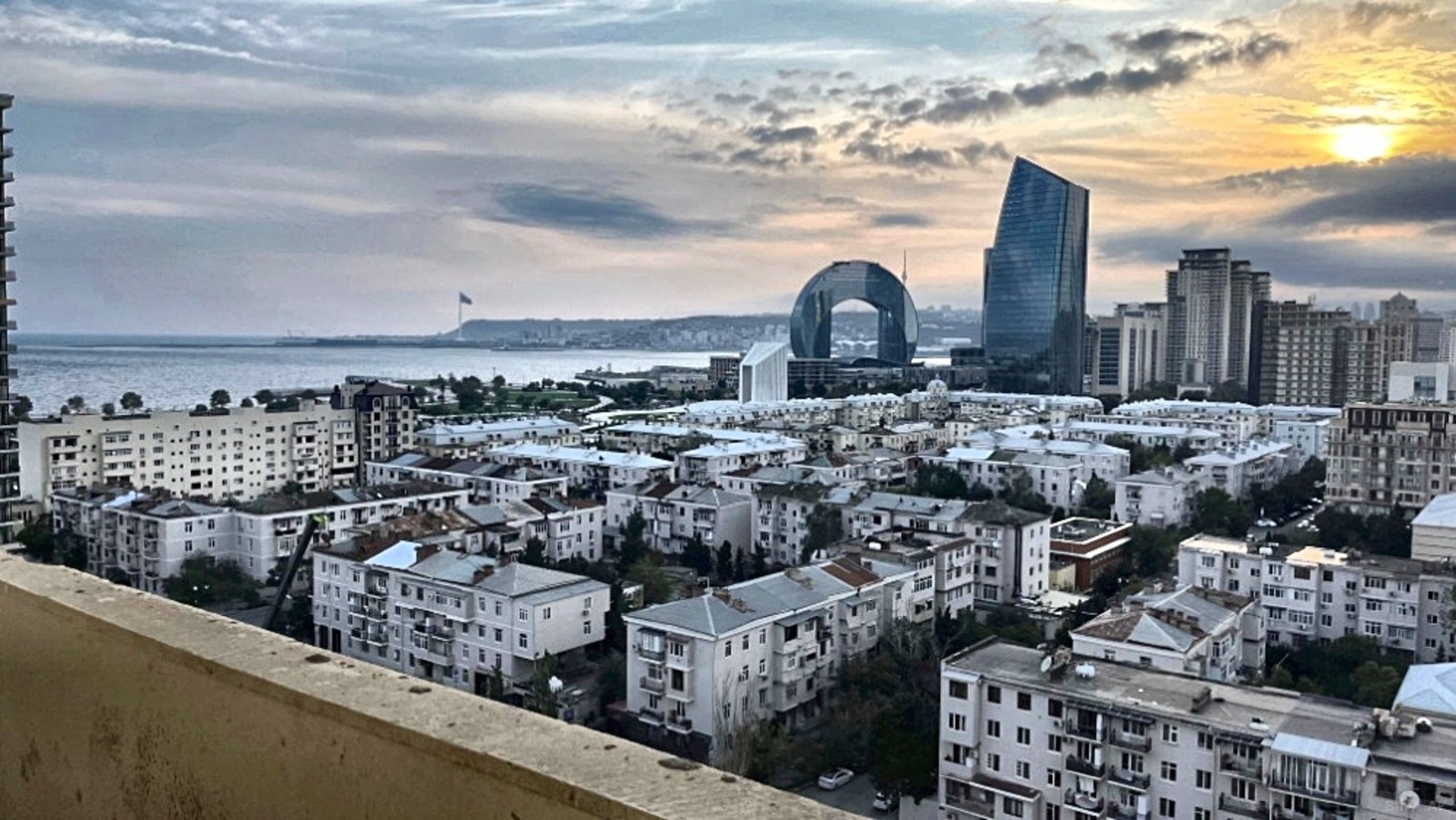 2 otaqlı Yeni tikili, Şah İsmayıl Xətai m., Bakı