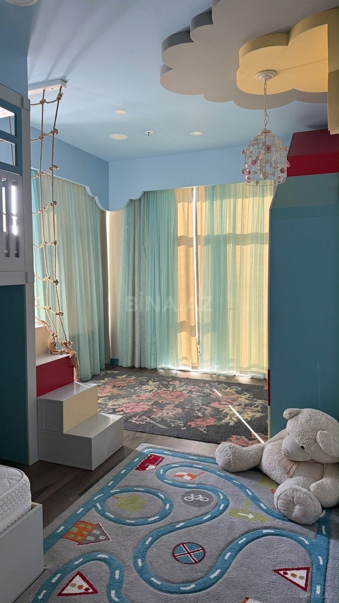 3 otaqlı Yeni tikili, Şah İsmayıl Xətai m., Bakı