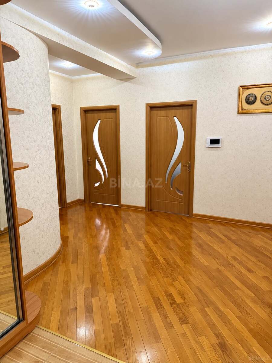 3 otaqlı Yeni tikili, Bakıxanov q., Bakı