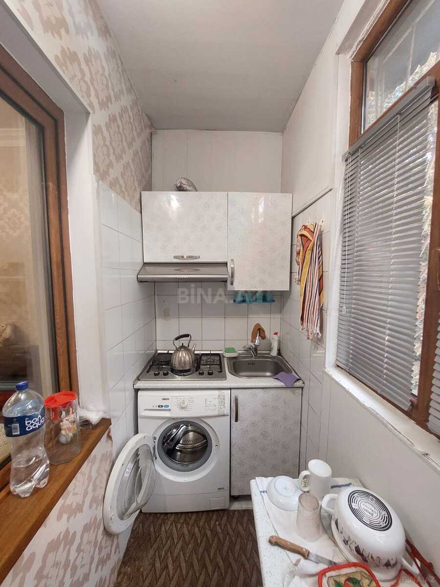 2 otaqlı Köhnə tikili, 7-ci mikrorayon q., Bakı