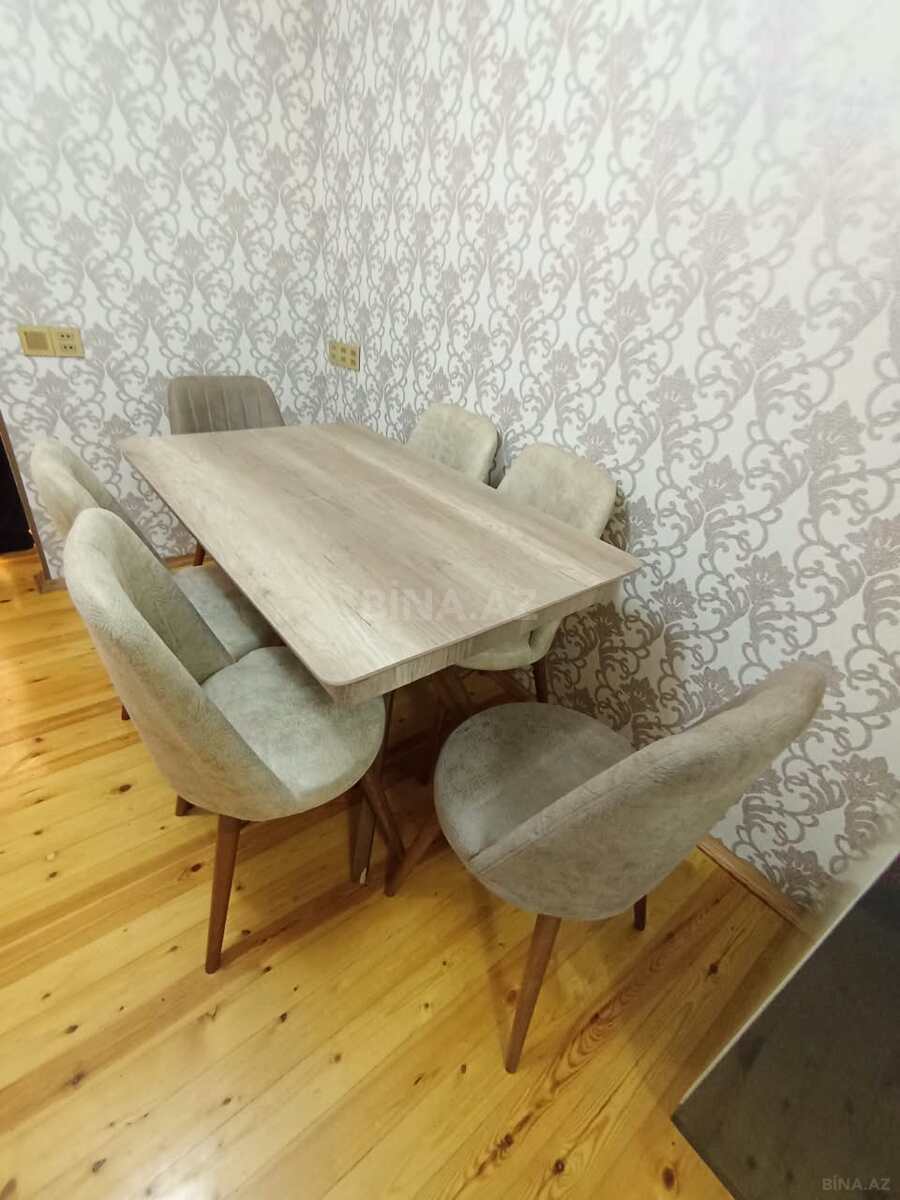 3 otaqlı Köhnə tikili, Qaraçuxur q., Bakı