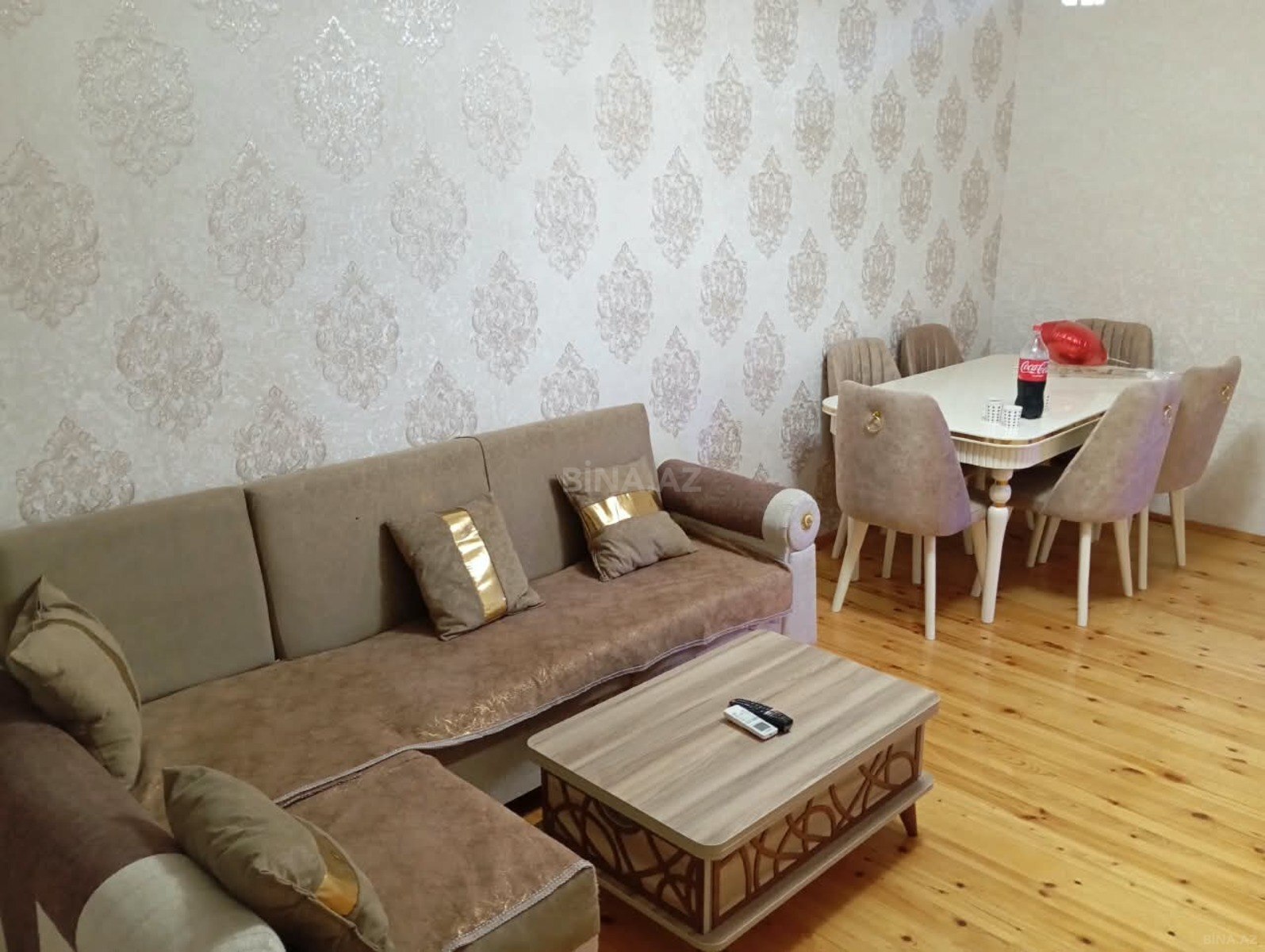 3 otaqlı Köhnə tikili, Qaraçuxur q., Bakı