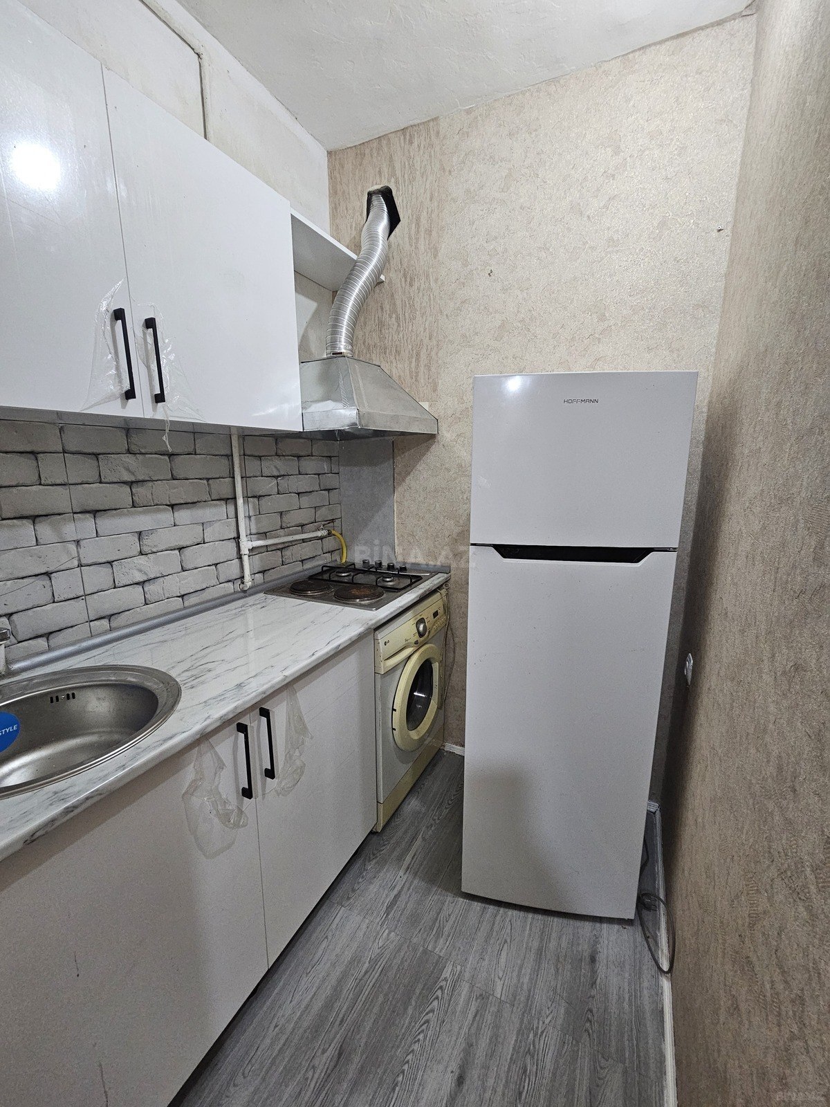 2 otaqlı Köhnə tikili, 7-ci mikrorayon q., Bakı