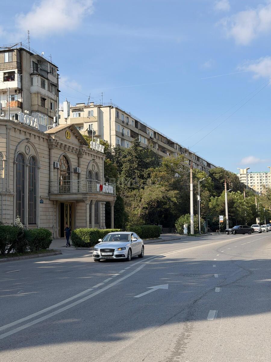 2 otaqlı Köhnə tikili, Azadlıq Prospekti m., Bakı