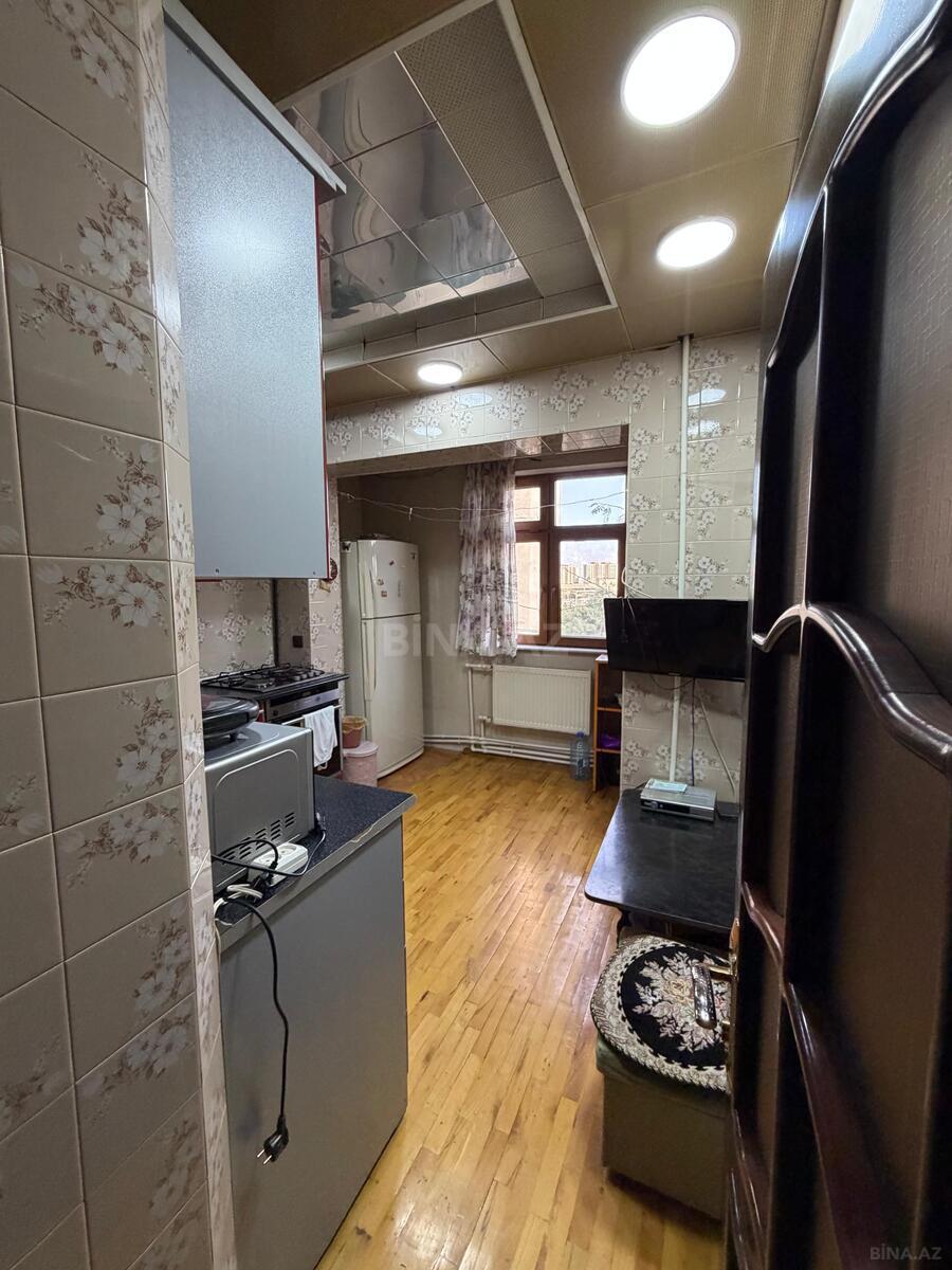 2 otaqlı Köhnə tikili, Azadlıq Prospekti m., Bakı