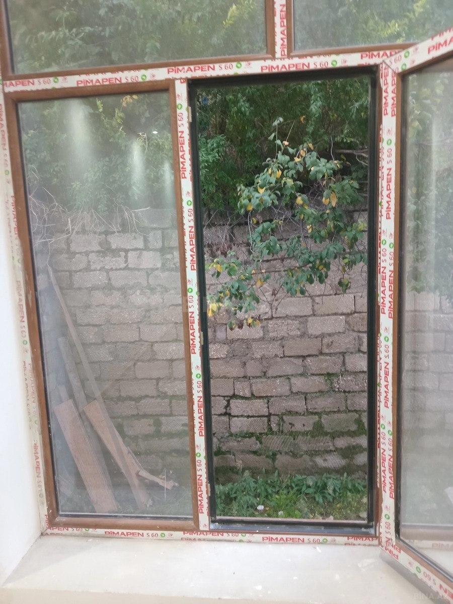 5 otaqlı Həyət evi/Bağ evi, Qaraçuxur q., Bakı