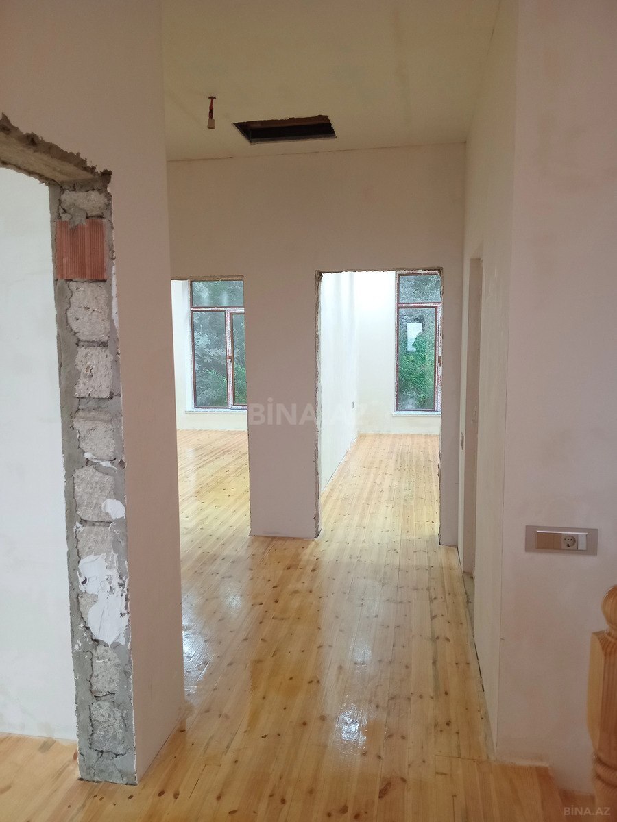 5 otaqlı Həyət evi/Bağ evi, Qaraçuxur q., Bakı