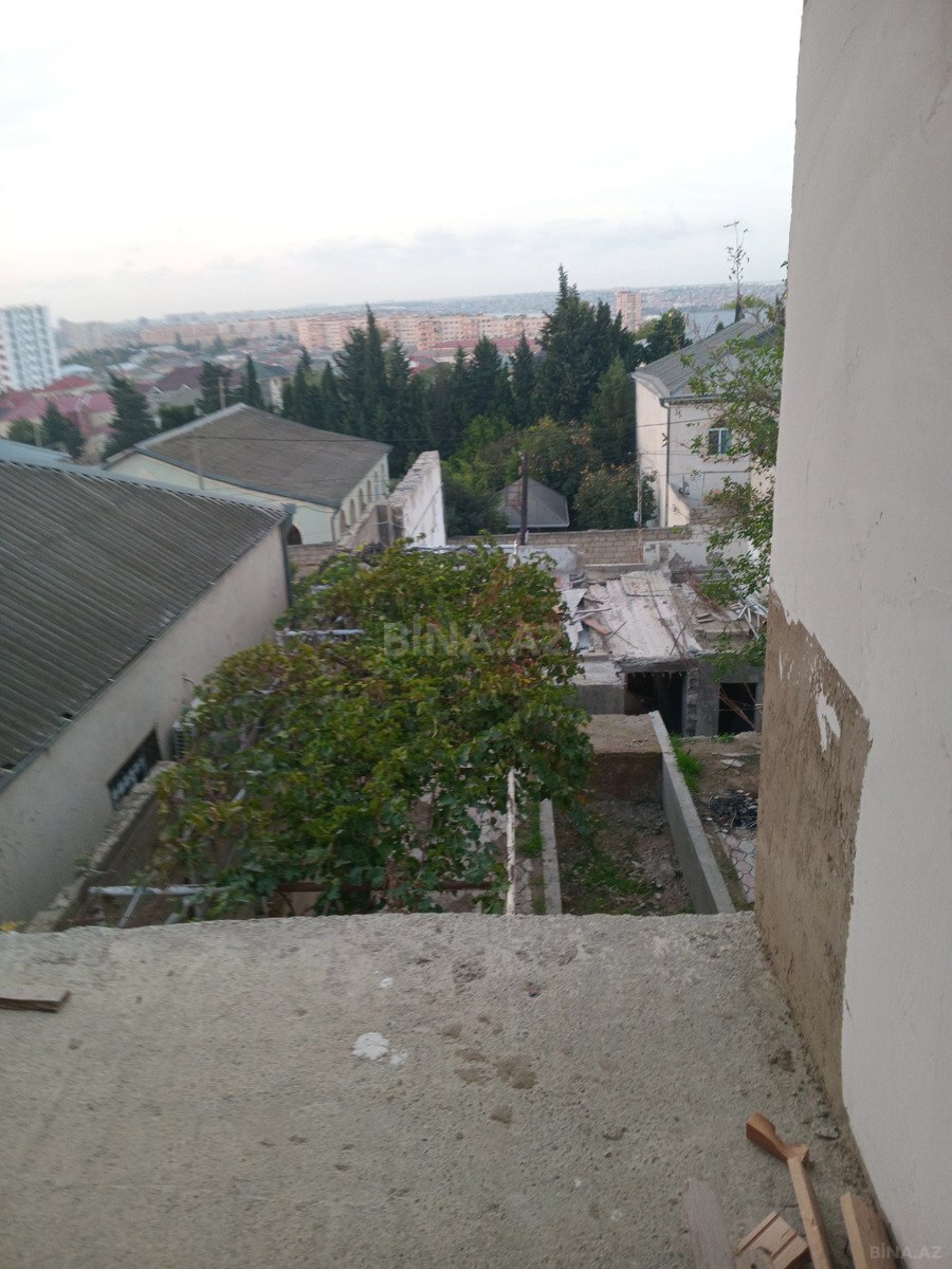 5 otaqlı Həyət evi/Bağ evi, Qaraçuxur q., Bakı