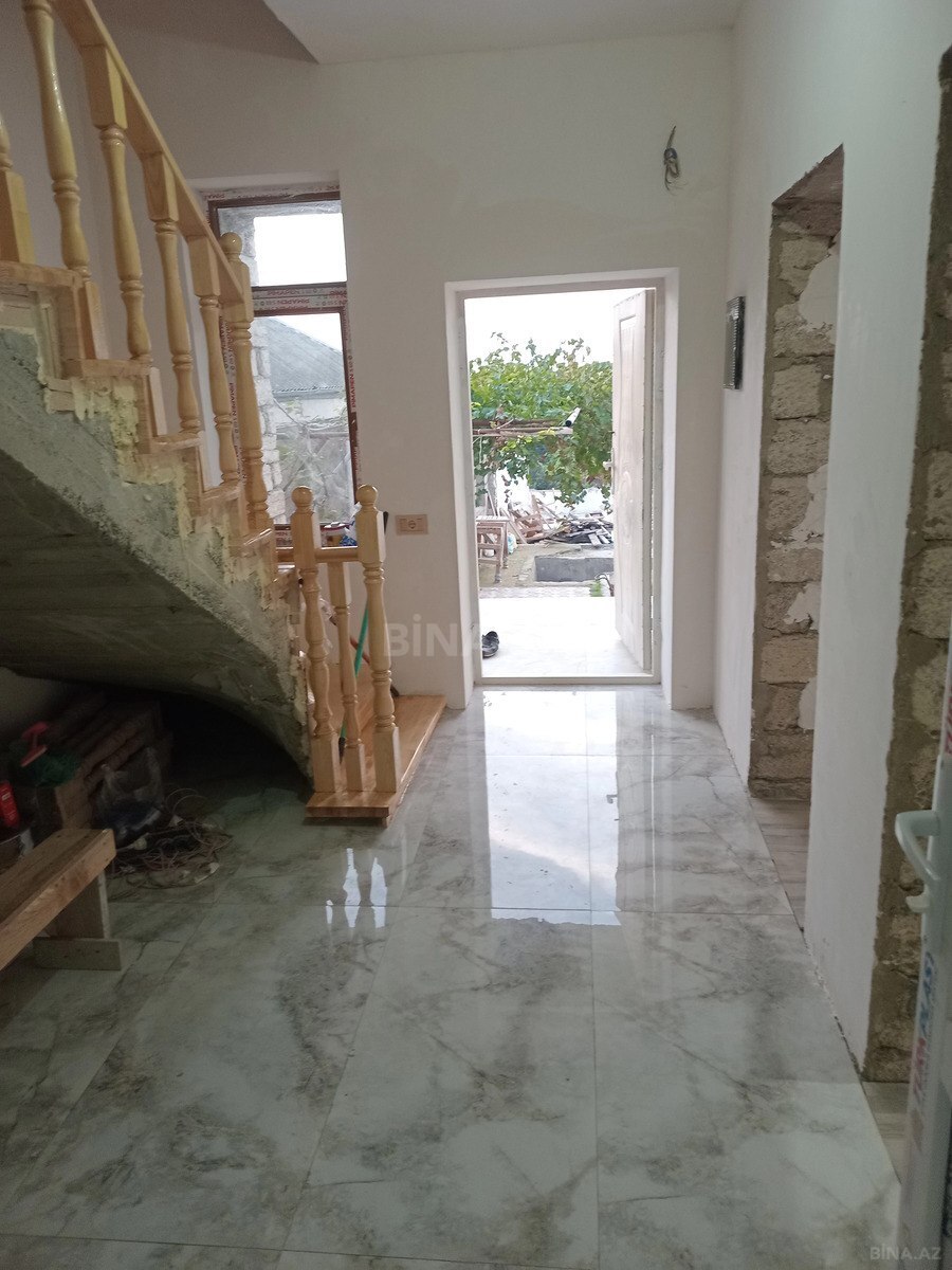 5 otaqlı Həyət evi/Bağ evi, Qaraçuxur q., Bakı