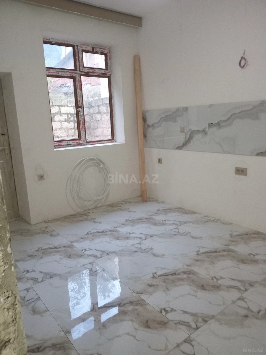 5 otaqlı Həyət evi/Bağ evi, Qaraçuxur q., Bakı