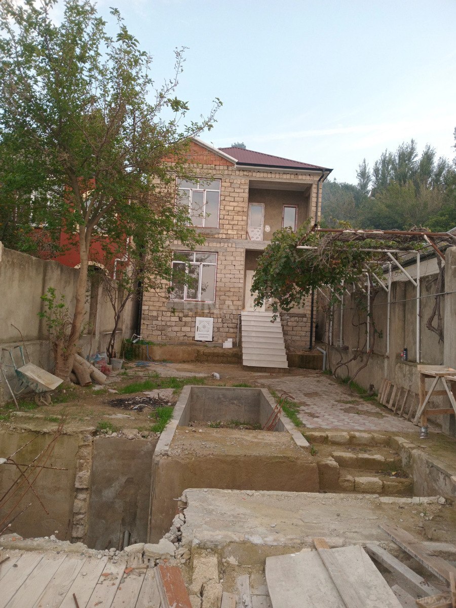 5 otaqlı Həyət evi/Bağ evi, Qaraçuxur q., Bakı