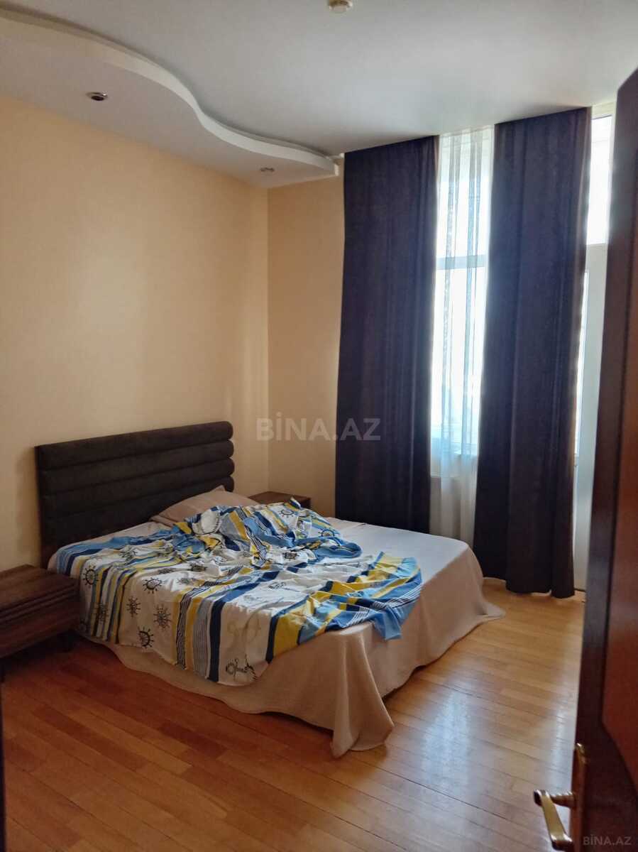 3 otaqlı Yeni tikili, 28 May m., Bakı