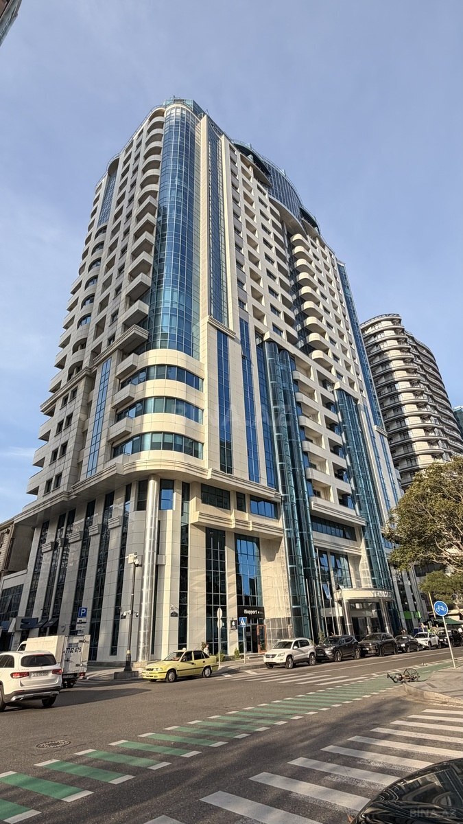 3 otaqlı Yeni tikili, 28 May m., Bakı