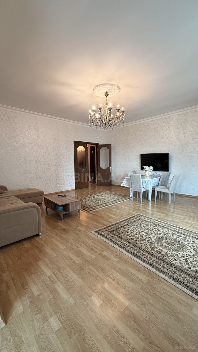 3 otaqlı Yeni tikili, 28 May m., Bakı