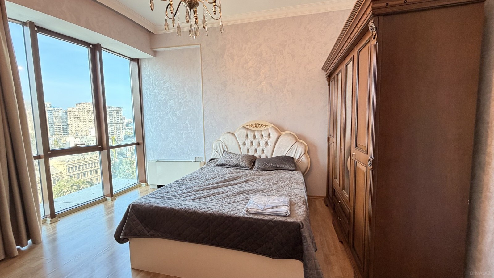 3 otaqlı Yeni tikili, 28 May m., Bakı
