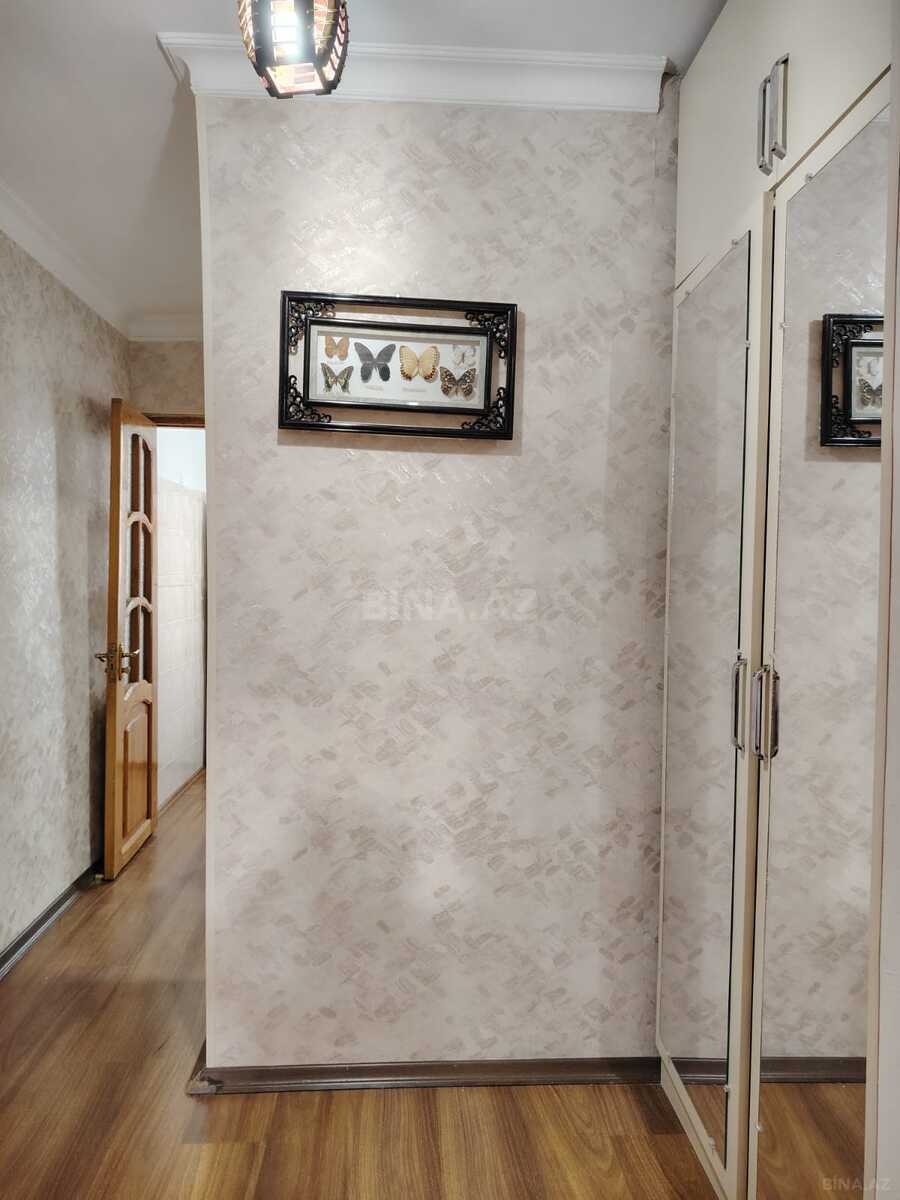 2 otaqlı Köhnə tikili, İnşaatçılar m., Bakı