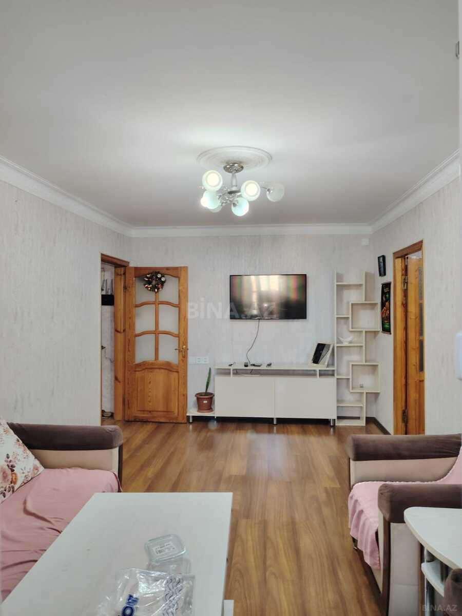 2 otaqlı Köhnə tikili, İnşaatçılar m., Bakı