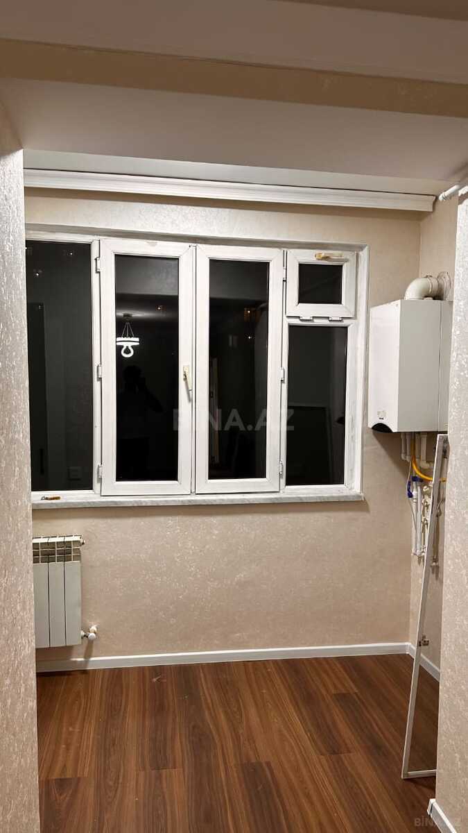 2 otaqlı Köhnə tikili, İnşaatçılar m., Bakı
