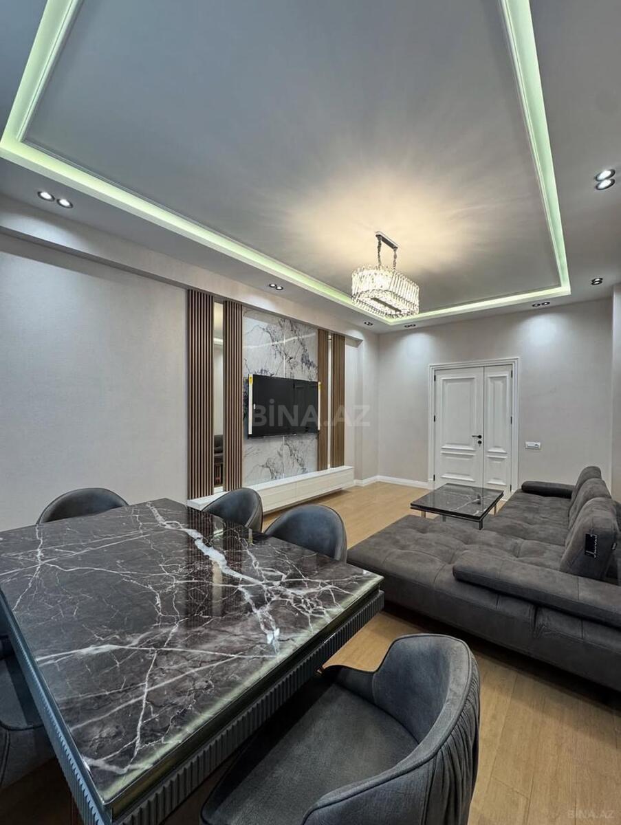 2 otaqlı Yeni tikili, 8 Noyabr m., Bakı