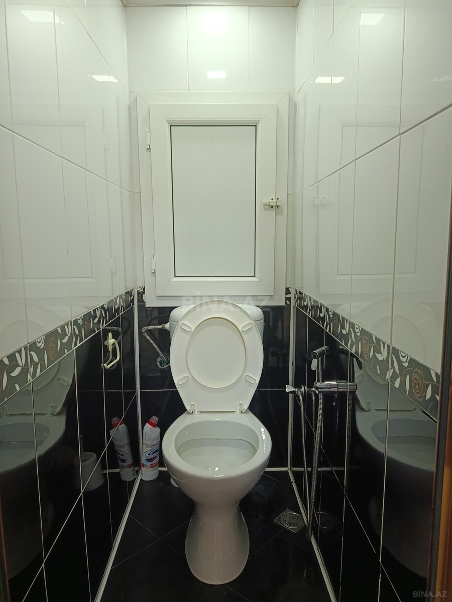 3 otaqlı Köhnə tikili, Xalqlar Dostluğu m., Bakı