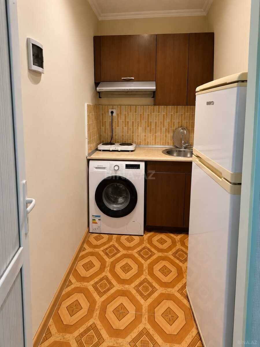 2 otaqlı Köhnə tikili, Azadlıq Prospekti m., Bakı