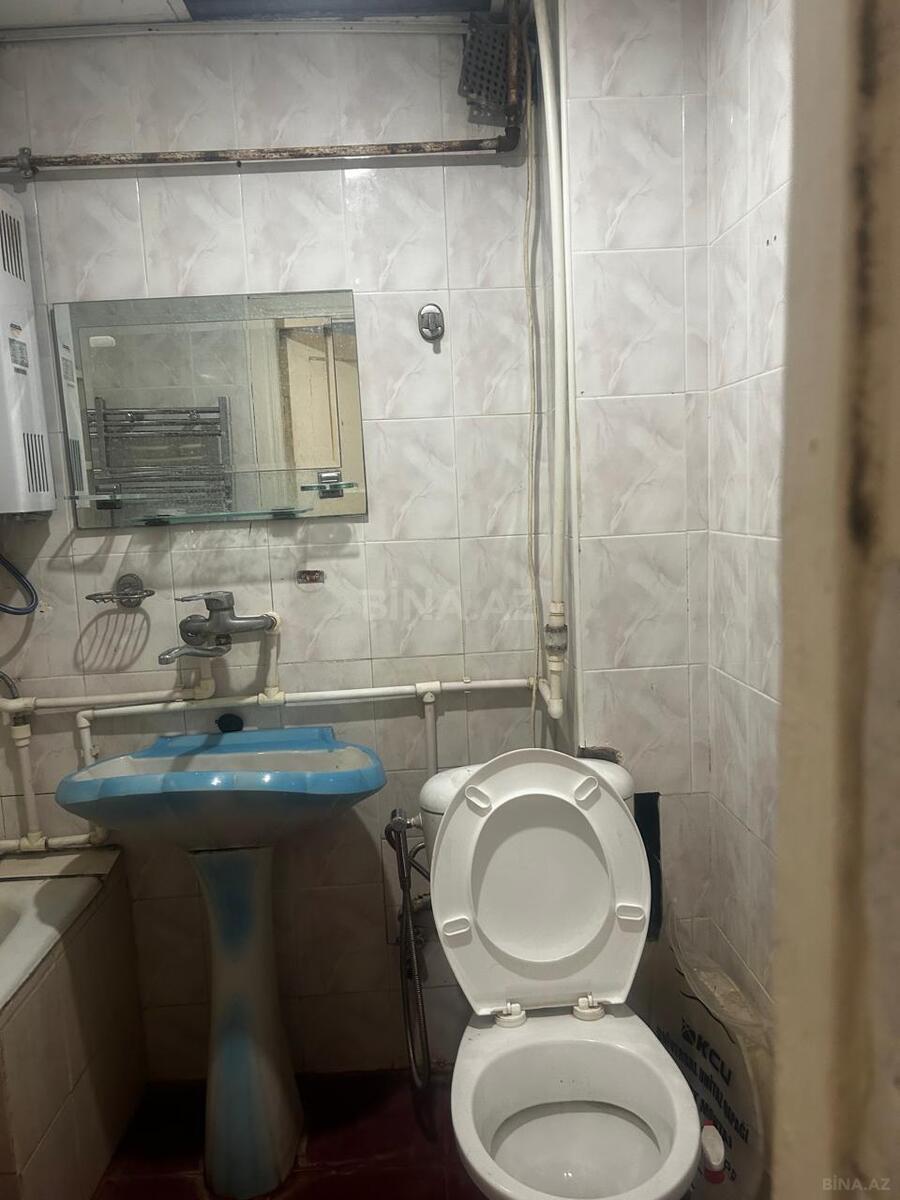 2 otaqlı Köhnə tikili, Neftçilər m., Bakı