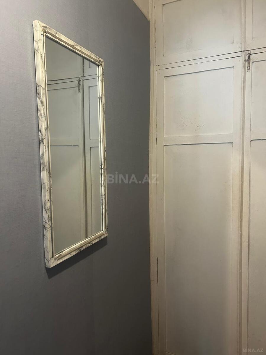 2 otaqlı Köhnə tikili, Neftçilər m., Bakı