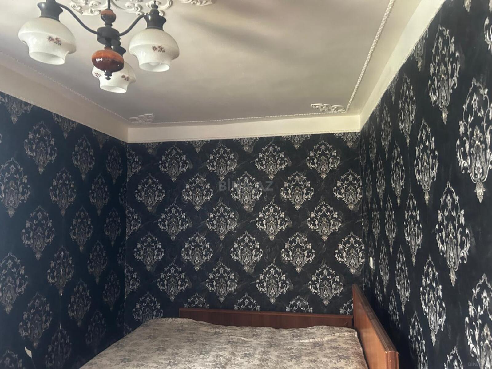 2 otaqlı Köhnə tikili, Neftçilər m., Bakı