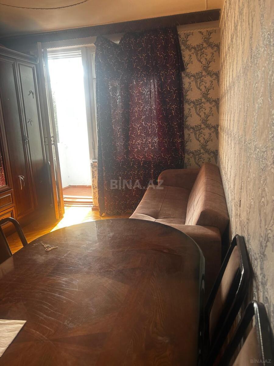 2 otaqlı Köhnə tikili, Neftçilər m., Bakı