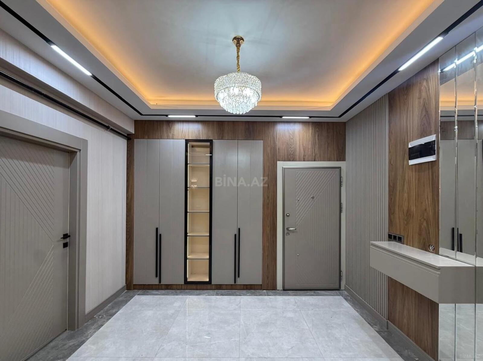 3 otaqlı Yeni tikili, Şah İsmayıl Xətai m., Bakı