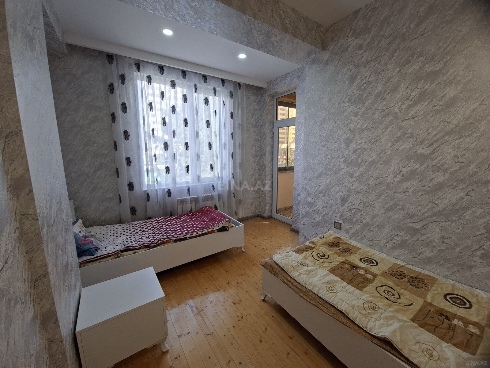 3 otaqlı Yeni tikili, Neftçilər m., Bakı