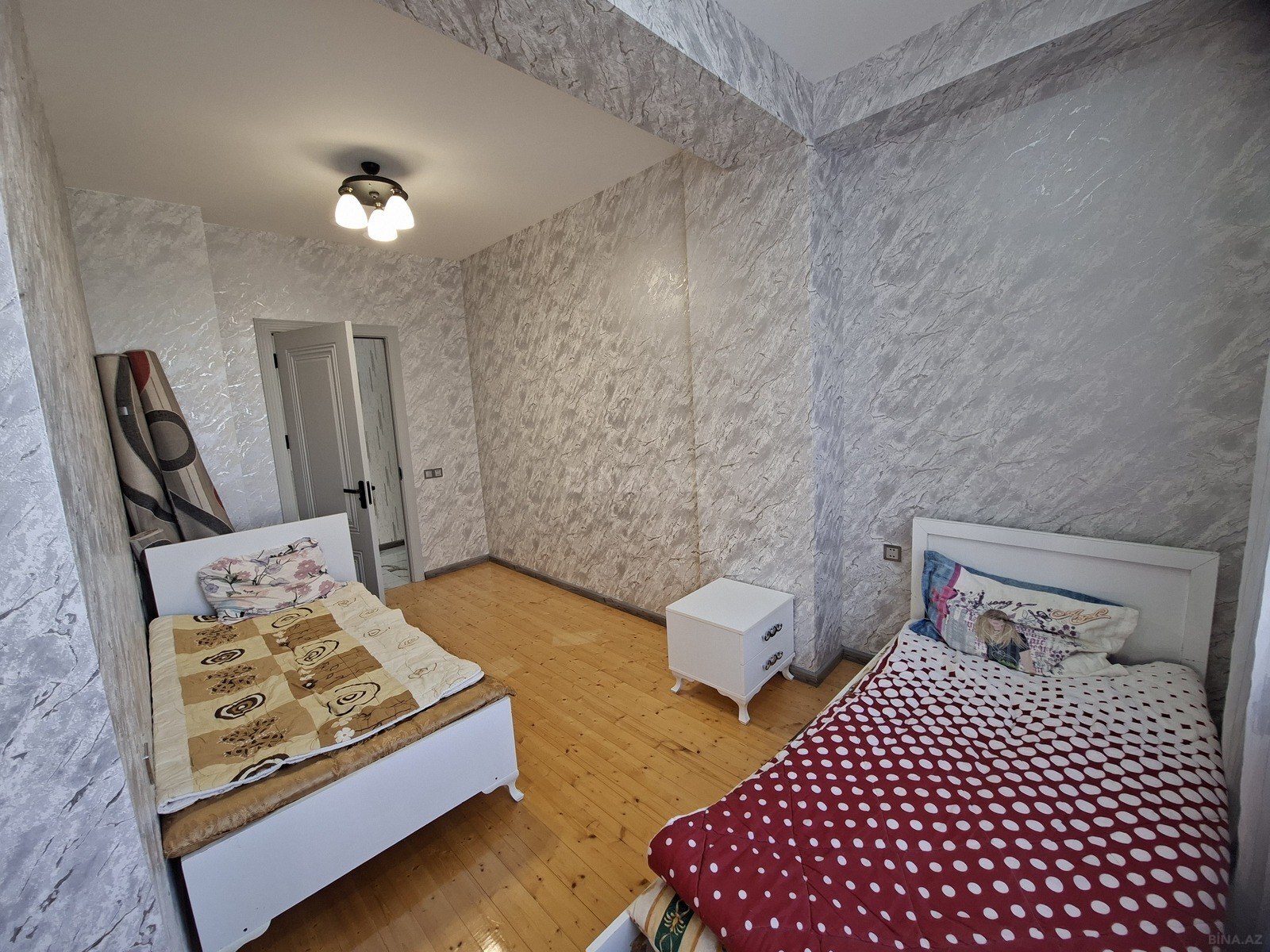 3 otaqlı Yeni tikili, Neftçilər m., Bakı