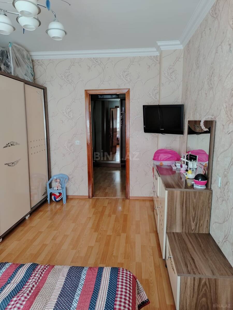 4 otaqlı Köhnə tikili, Həzi Aslanov m., Bakı